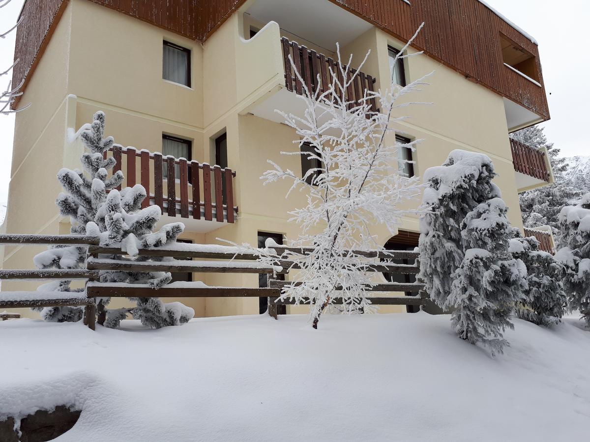 Vvf Les 7 Laux Massif De Belledonne Hotel Prapoutel Exterior foto